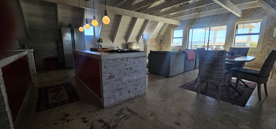 5 Bedroom Property for Sale in Middedorp Western Cape